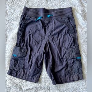 Boys Urban Pipeline Size M (10/12). Barely warm, grey with blue accents